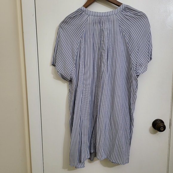 Ingrid & Isabel Maternity Stripes Mini Dress Blouse Shortsleeve Tops - Picture 6 of 12